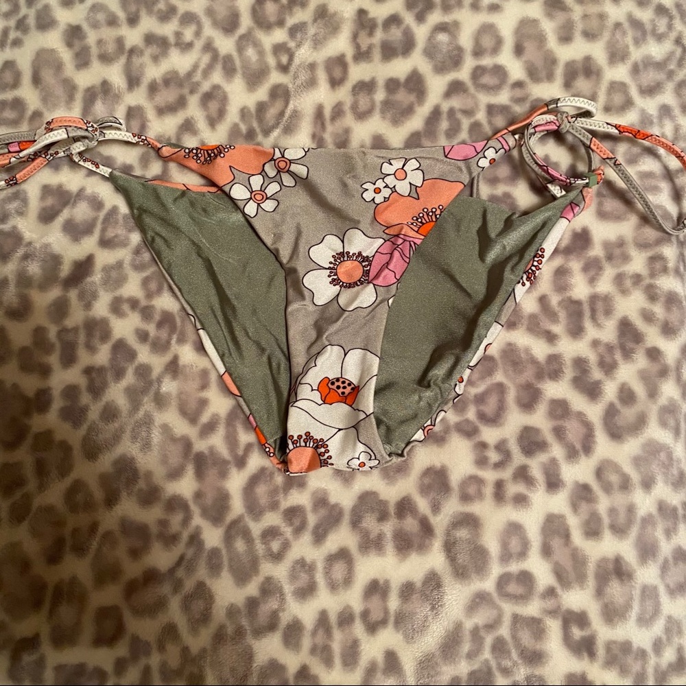 triangl bottoms rare not sold anywhere